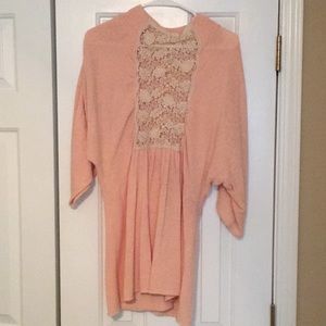 Moth Peach w/lace Sweater Tunic